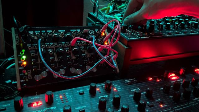 Solstice Drone Groove /// Neutral Labs Elmyra 2 and Soma Pulsar-23 смотреть онлайн