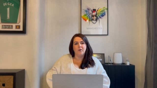 A Day In The Life of a Project Manager at a Software Development Company смотреть онлайн