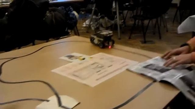 Робот на выставке Винт&Шпунт в Политех. музее 2011 смотреть онлайн