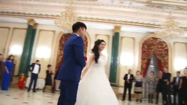 Жених читает рэп на свадьбе смотреть онлайн