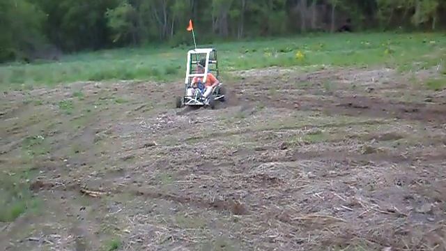 homemade tractor and Go-kart in mud 1 смотреть онлайн