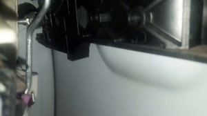 как открыть кио рио без ключа при помощи линейки и т.п. - никак!