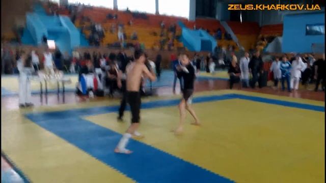 Красников Андрей (БК "ZEUS") vs. Сакевич Павел смотреть онлайн