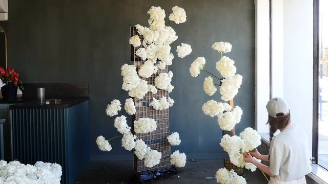 How to Create a Floral Arch - No Toxic Floral Foam смотреть онлайн