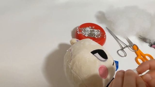 How to make plush: Align and ladder stitch limbs to a plush смотреть онлайн