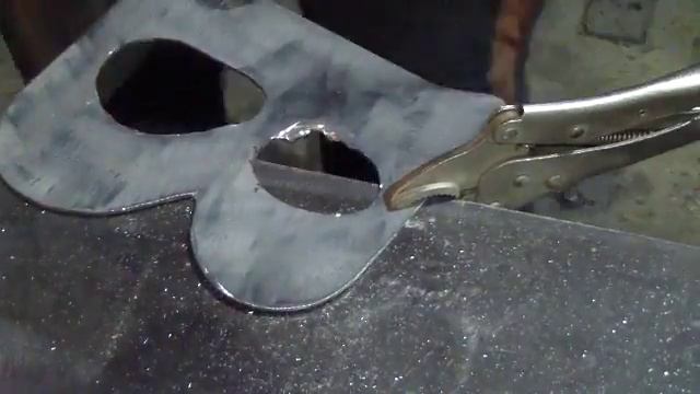 #Борфреза в работе. Обзор небольшого заказа. Буквы из металла и столярка. смотреть онлайн