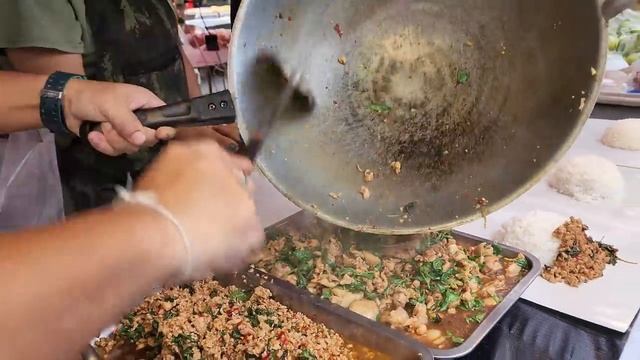 уличная еда в Бангкоке смотреть онлайн