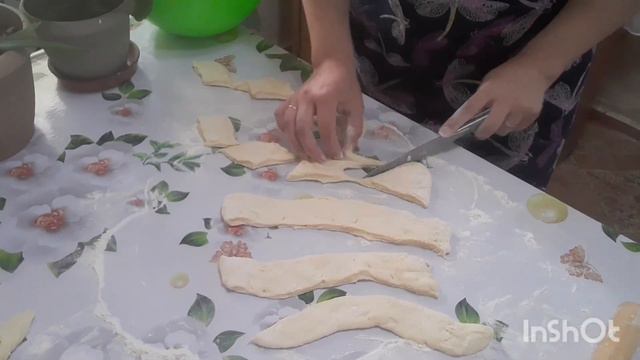 Рецепт самых вкусных пышек!Забору быть. Простая жизнь в деревне. смотреть онлайн
