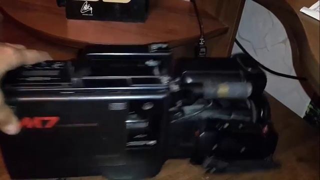 я нашел очень старую вещь смотреть онлайн