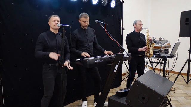 Саксофон \ Весільний сасофон \ Танці з саксофоном \ Найкращий танець саксофоніста \ Саксофон Весілл смотреть онлайн