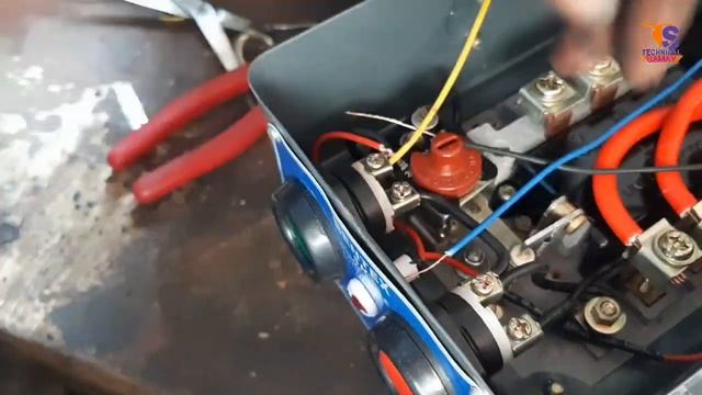 3 phase Starter Mein auto switch Kaise lagaen смотреть онлайн