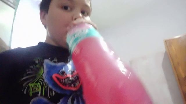 Я съел просроченный йогурт случайно??