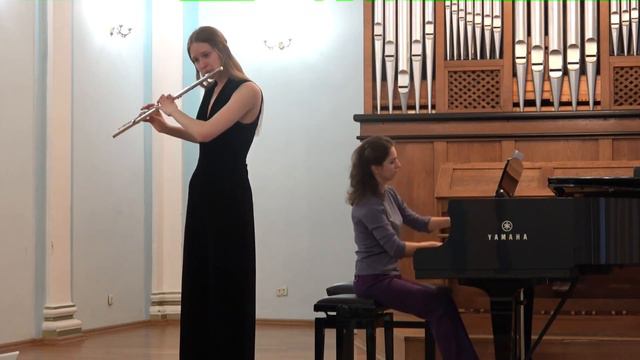 Gabriel Faure Fantasie op.79 pour Flute et Piano смотреть онлайн