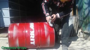 Бочка 200 литров Как правильно вскрыть металлическую бочку 200 литров  чтобы сохранить целой крышку