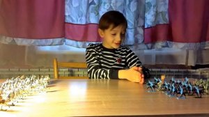 Игра в солдатиков. Бой. (game of soldiers.the battle)