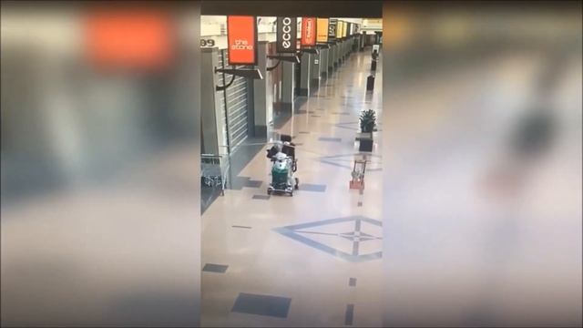 Не прошла, упс… (Failed, oops). Скутеры для инвалидов.Mobility scooter смотреть онлайн