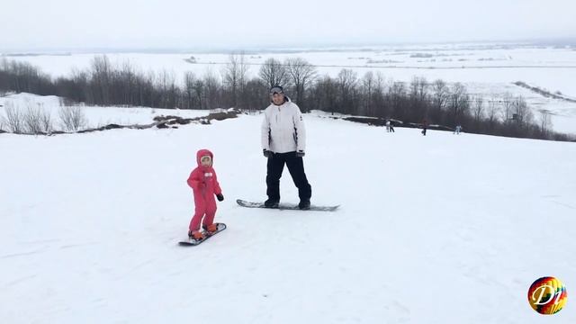 Детский Влог Снова едем с Дианой На Горнолыжный Курорт Туутари Парк/Kid on a Snowboard смотреть онлайн