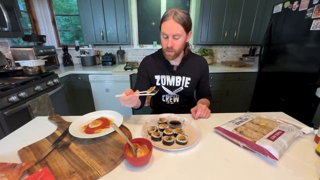 Trying New Products From TRADER JOE'S (VEGAN) KIMBAP смотреть онлайн