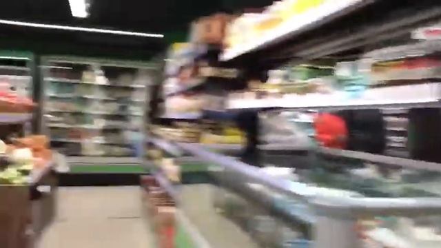 МО, Химки, Школьная 4, внутри ВкусВилл смотреть онлайн