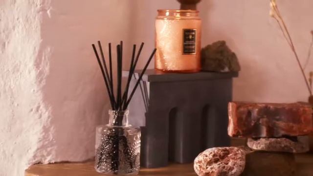 Voňavé letní osvěžení... Kalahari Watermelon od Voluspa смотреть онлайн
