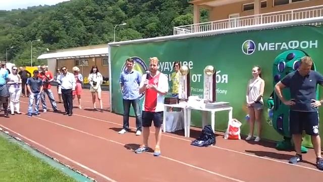 Футбольная школа "Аякса" в Москве Томас представитель Аякса в Сочи турнир Мегафона смотреть онлайн