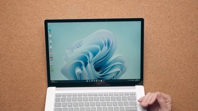 Surface Laptop 5 Review - Just get the Surface Laptop 4! смотреть онлайн