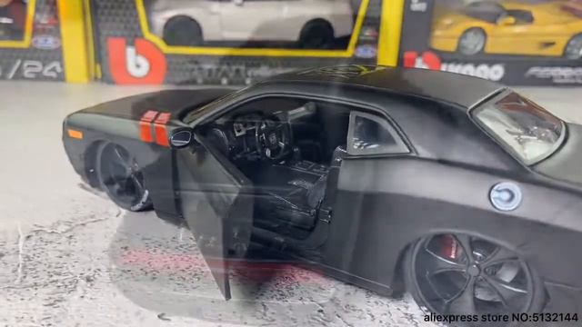 Maisto 1 24 2008 Dodge Challenger simulation alloy car model crafts decoration collection toy tools смотреть онлайн