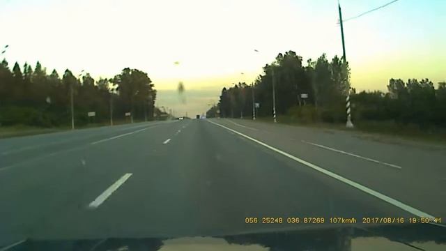 Мотоциклист ракета летит на бешеной скорости смотреть онлайн