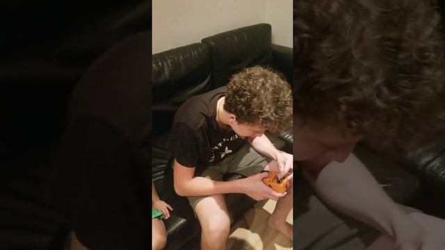 16 лет! Подарок сюрприз ? смотреть онлайн