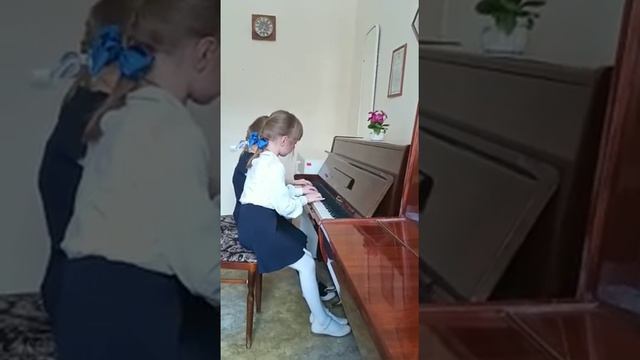 Авторское сочинение "Карусель" смотреть онлайн