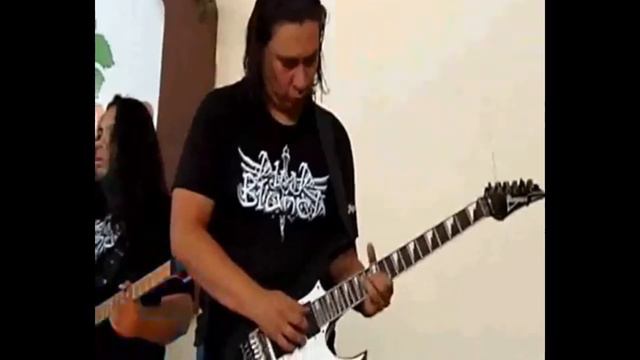 Ghillo Sanz - Guitar solo смотреть онлайн
