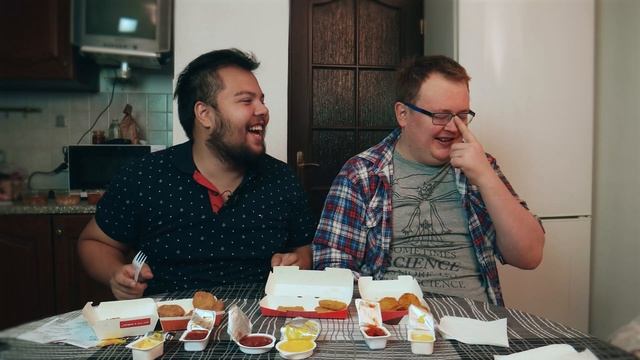 KFC vs McDonald’s vs Burger King ( Наггетсы ) смотреть онлайн