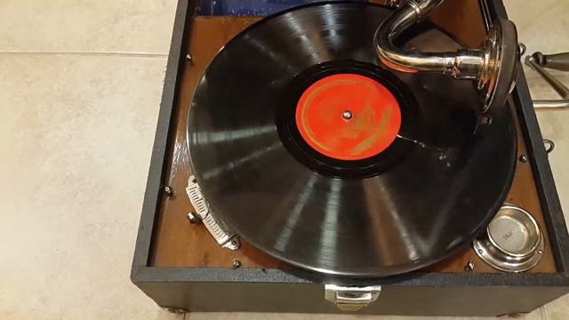 Патефон «Homocord Electro», Антикварный магазин «Лавка старины» смотреть онлайн