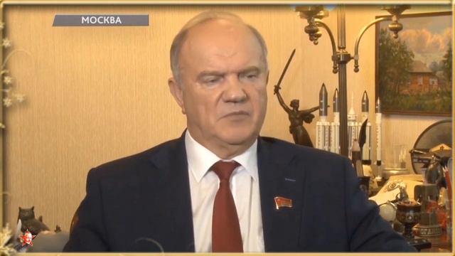 Пенсии Зарплаты Одни Пухнут От Жира Другие Еле Сводят Концы с Концами Так Жить Нельзя смотреть онлайн
