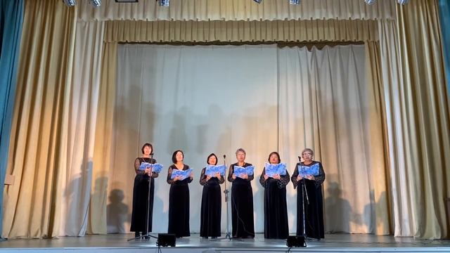 Народный ансамбль Баян Тугад - "Земля моя", автор слов Лариса Загузина, автор музыки Ольга Кашапова смотреть онлайн