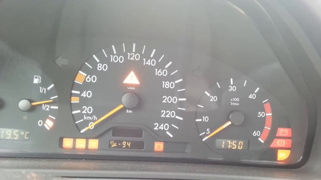 MB W210 220 CDI - problem z EPC смотреть онлайн