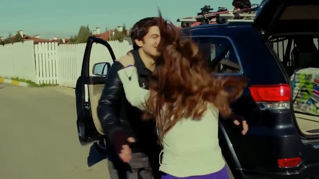 Çağatay Ulusoy - Serenay Sarıkaya Medcezir Yaman i Mira *just give me a reason* смотреть онлайн