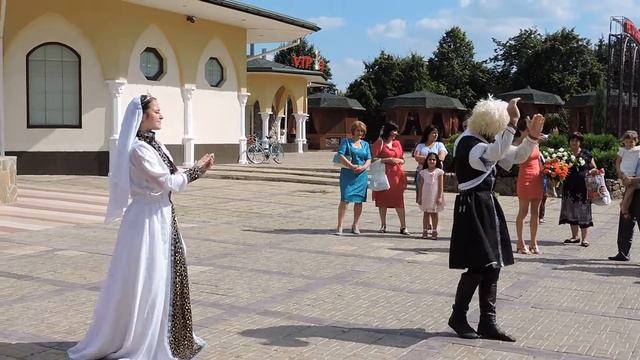 Парная Лезгинка, Харьков. ученики школы KavkazDance смотреть онлайн
