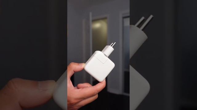 3 Things I Never Travel Without! смотреть онлайн