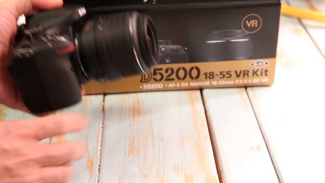 Nikon D5200 - What is in the box & what else do you need? смотреть онлайн
