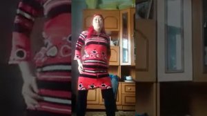 беременная девушка  круто танцует !!!