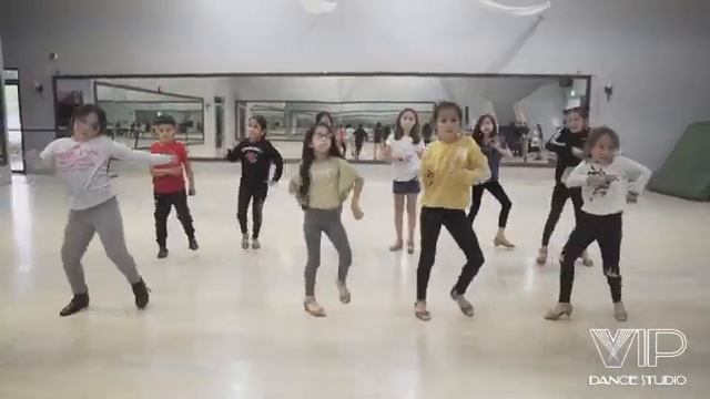 Bachata Class for kids смотреть онлайн