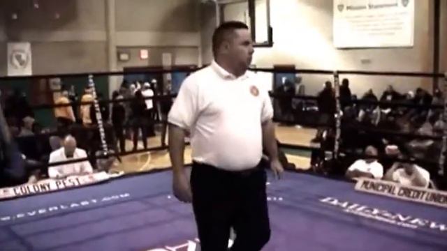 NY GOLDEN GLOVES BOXING 2015 : JENNIFER CZIRR / WENDY SINCUIR : 154 lb W . 4 rounds смотреть онлайн