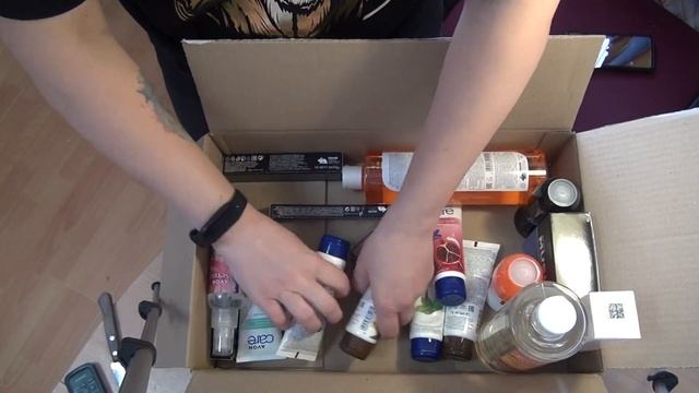 AVON. Распаковка 2 по кат Февраль/2023 смотреть онлайн