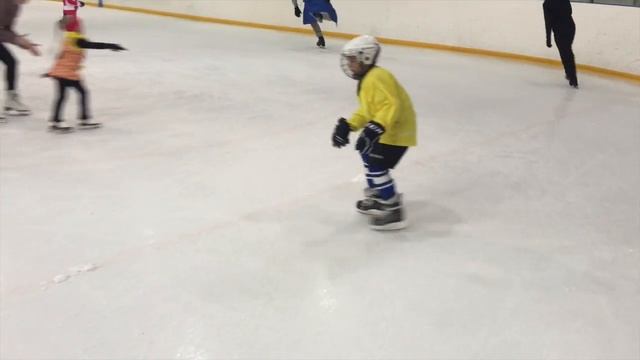 Хоккей для детей. Школа хоккея ICE DAY