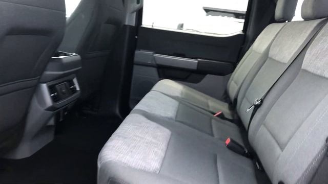 2023 Ford F-450 XLT FX4 CrewCab 8'Box DRW 23-167A смотреть онлайн