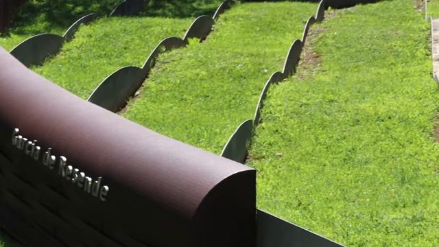 Parque dos Poetas, Oeiras, Portugal смотреть онлайн