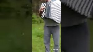 Аварская песня на баяне живой голос