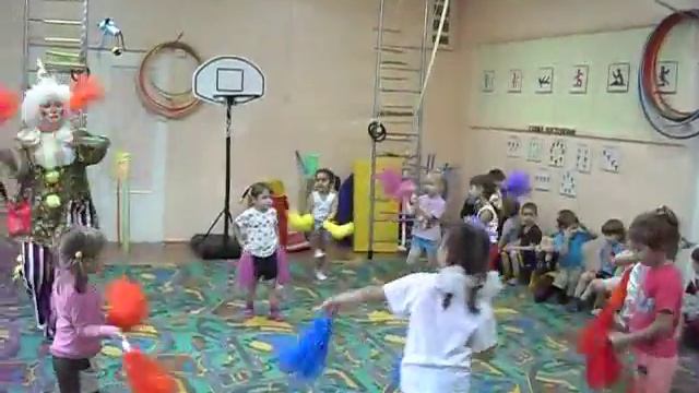 Танец "Горошины" спортивный досуг для детей 4-5 лет смотреть онлайн