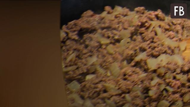 Повар рассказал, как обжаривают фарш в ресторанах. Попробовала - мясо действительно смотреть онлайн